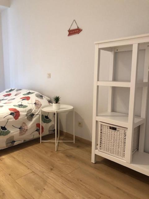 Vakantie Appartement Allure, Met Zuidgericht Tuintje Oostende Bagian luar foto