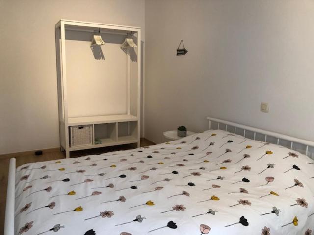 Vakantie Appartement Allure, Met Zuidgericht Tuintje Oostende Bagian luar foto